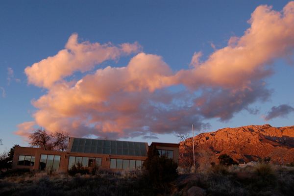 House sit in Albuquerque, NM, US