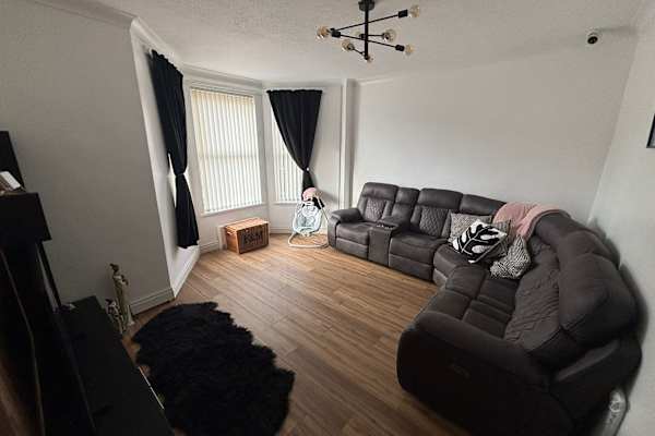 House sit in Aberdare, United Kingdom