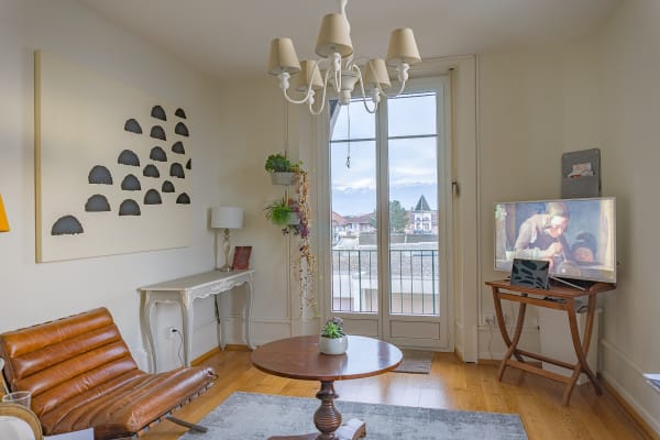 House sit in Lausanne, Switzerland