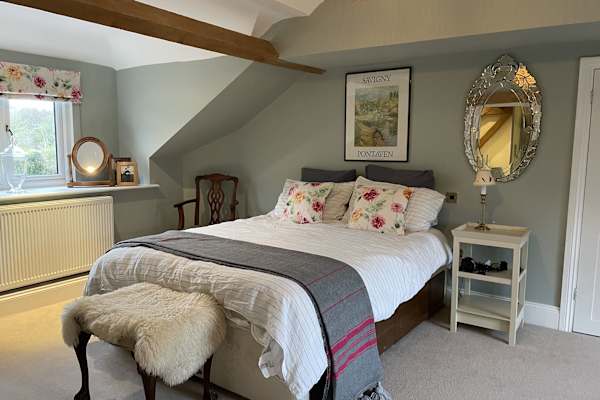 House sit in Stockbridge, United Kingdom