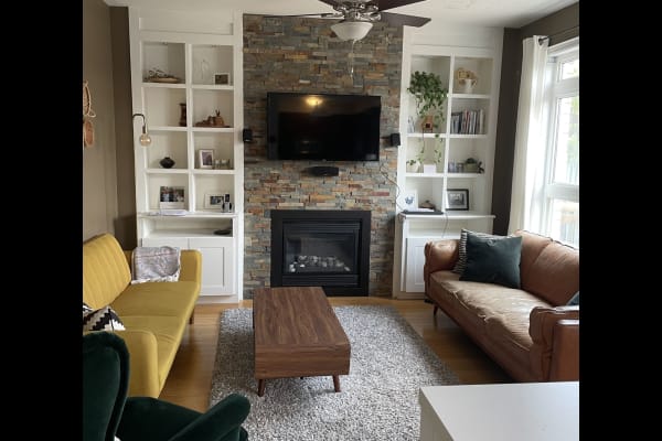 House sit in Barrie, ON, Canada