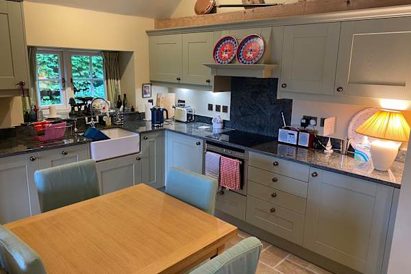 House sit in Petworth, United Kingdom