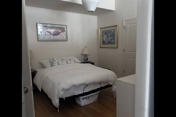 House sit in Austin, TX, US