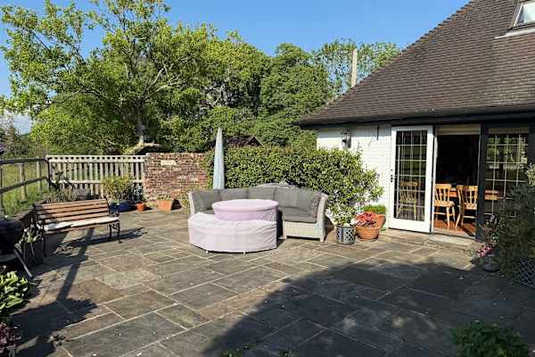 House sit in Lymington, United Kingdom