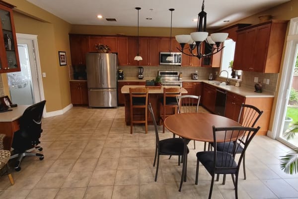 House sit in Port Coquitlam, BC, Canada