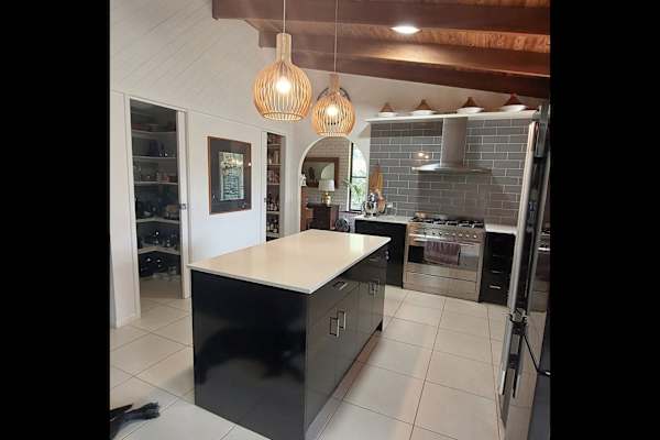 House sit in Noosa Heads, QLD, Australia