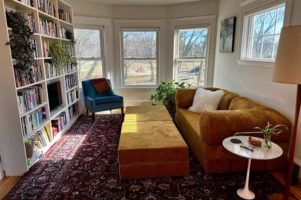 House sit in Cambridge, MA, US