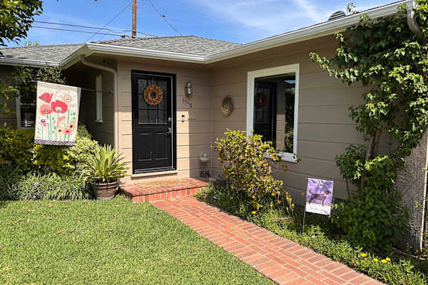 House sit in San Gabriel, CA, US