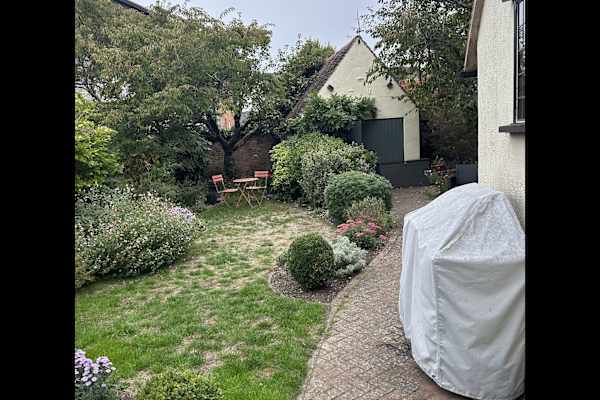 House sit in Wethersfield, United Kingdom