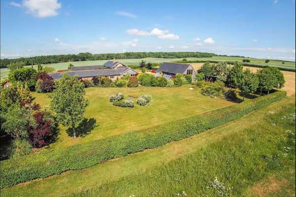 House sit in Hambledon, United Kingdom