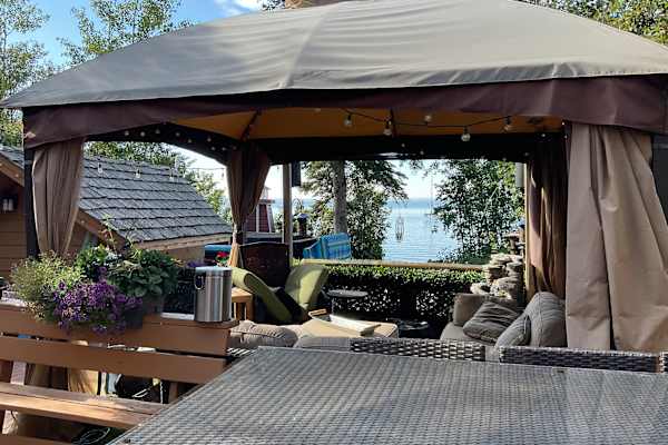 House sit in Wetaskiwin, AB, Canada