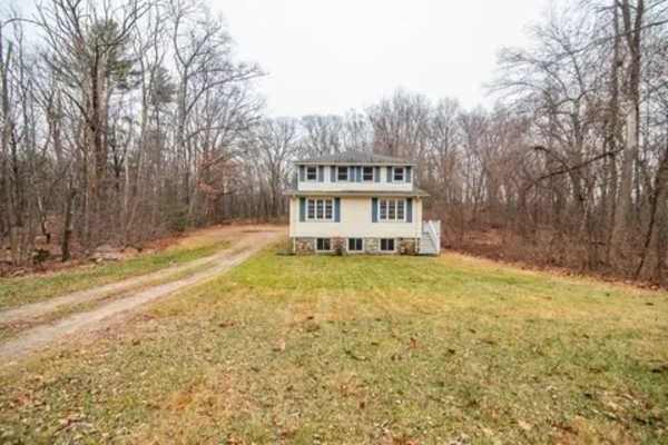 House sit in Haverhill, MA, US