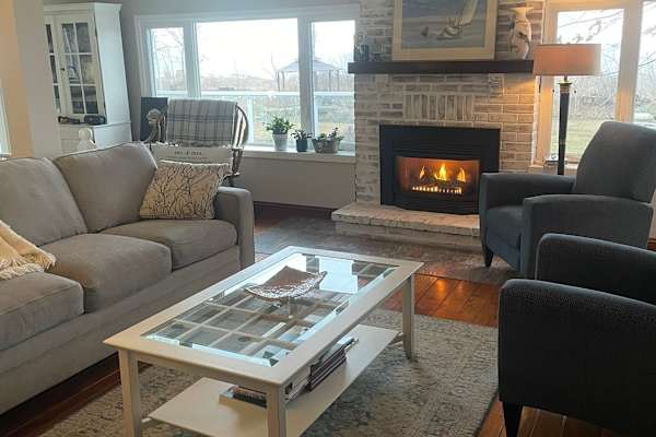 House sit in Port Stanley, ON, Canada