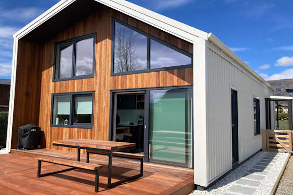 House sit in Wanaka, New Zealand