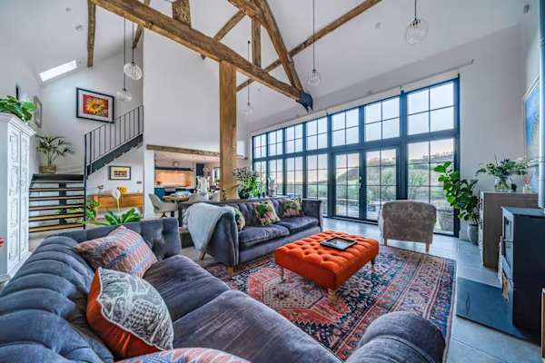 House sit in Guilsfield, United Kingdom