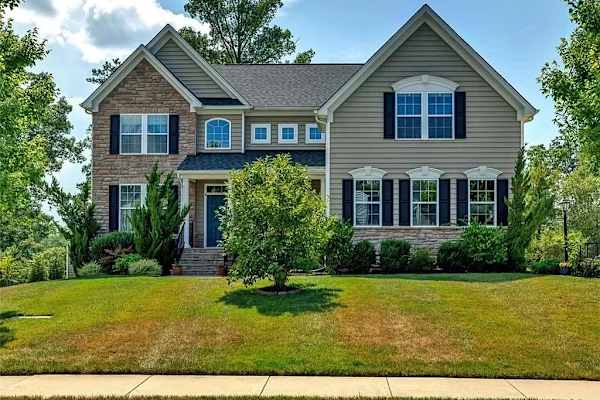 House sit in Midlothian, VA, US