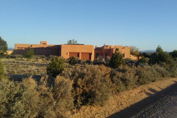 House sit in Ranchos de Taos, NM, US