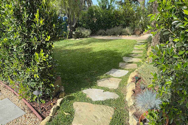 House sit in Santa Barbara, CA, US