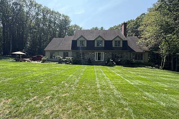 House sit in Carlisle, MA, US