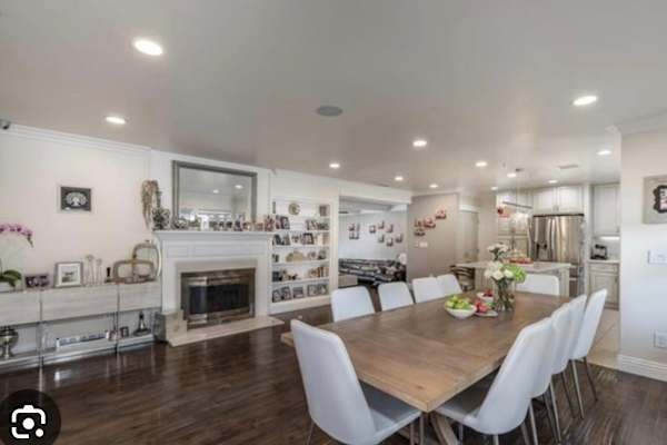 House sit in North Hollywood, CA, US