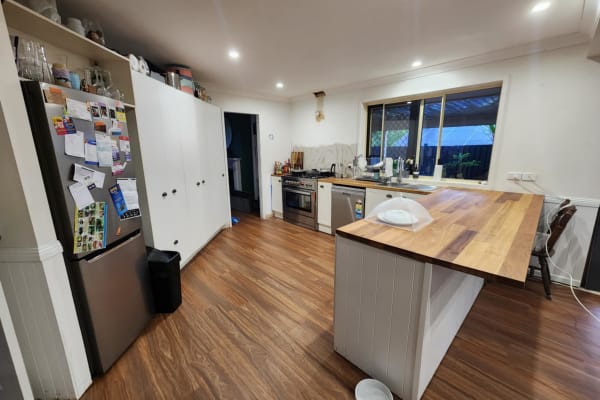 House sit in Narangba, QLD, Australia