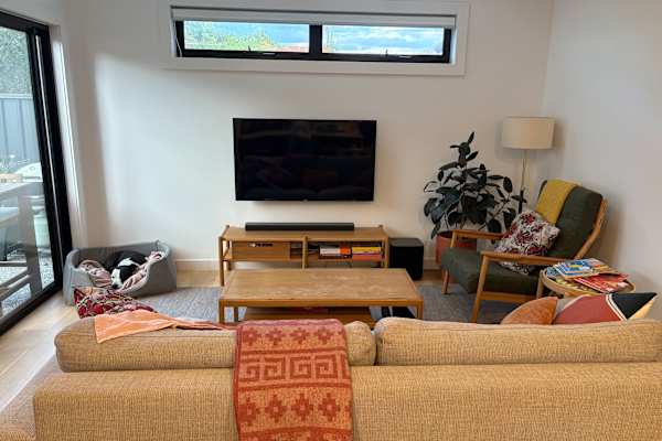 House sit in Melbourne, VIC, Australia