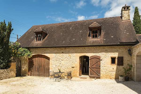 House sit in Nabirat, France