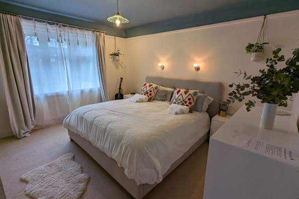 House sit in Hassocks, United Kingdom