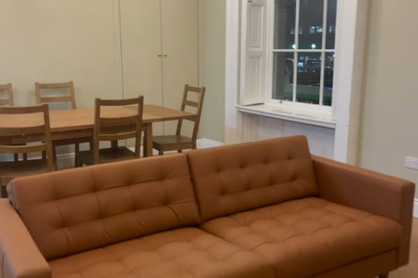 House sit in Dublin, Ireland