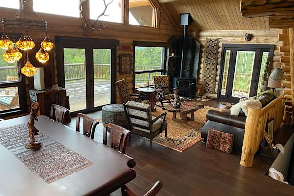 House sit in Moyie Springs, ID, US