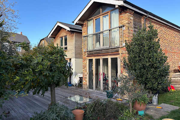 House sit in London, United Kingdom