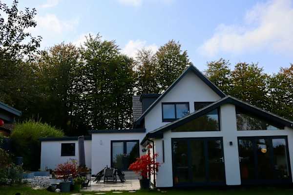 House sit in West Horsley, United Kingdom