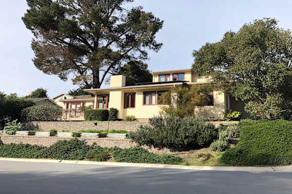 House sit in Monterey, CA, US