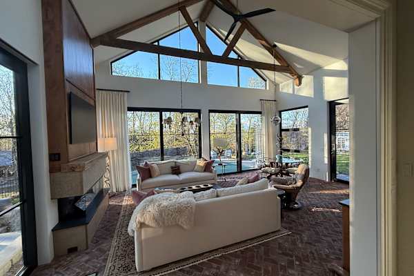 House sit in Beacon, NY, US