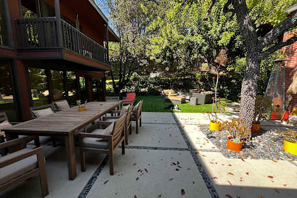 House sit in Pasadena, CA, US