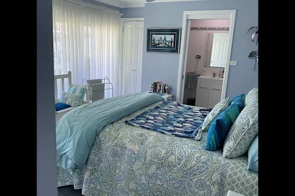 House sit in Orange, NSW, Australia