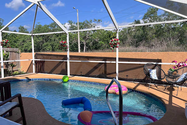 House sit in Brandon, FL, US