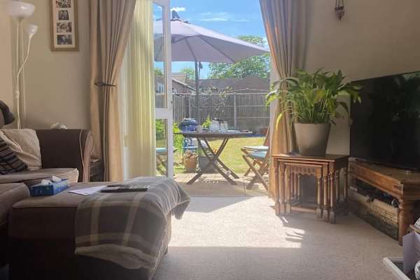 House sit in Lincoln, United Kingdom