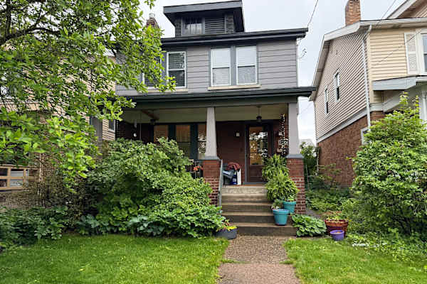 House sit in Pittsburgh, PA, US
