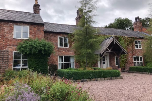 House sit in Malpas, United Kingdom