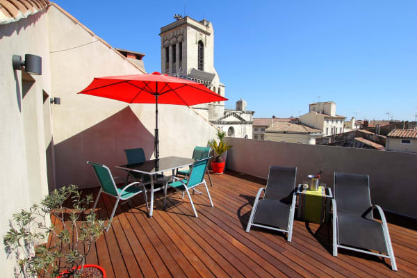 House sit in Nîmes, France