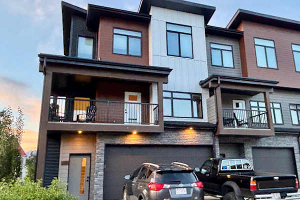 House sit in Fernie, BC, Canada