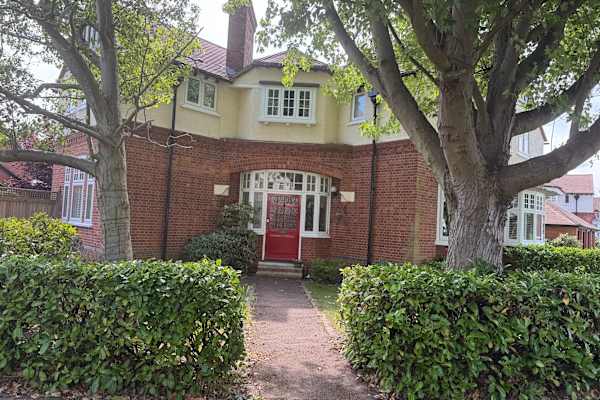 House sit in Sidcup, United Kingdom