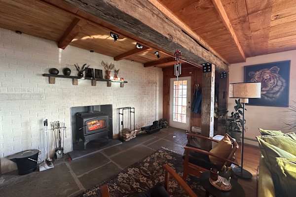 House sit in Livingston Manor, NY, US