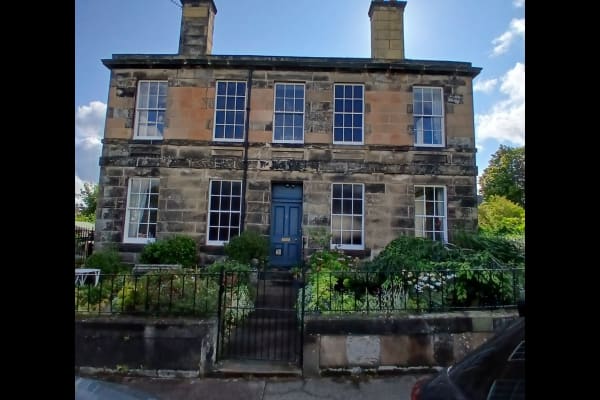 House sit in Edinburgh, United Kingdom