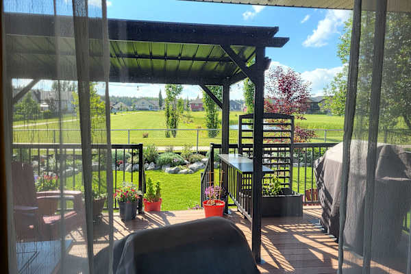 House sit in Edson, AB, Canada