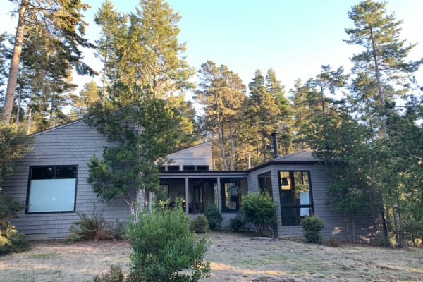 House sit in Sea Ranch, CA, US
