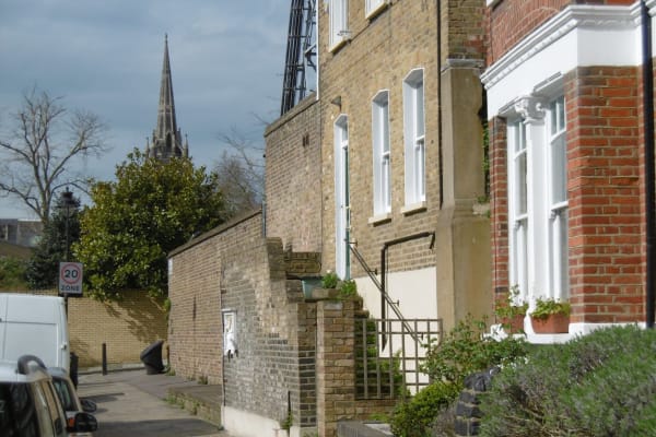 House sit in North London, United Kingdom