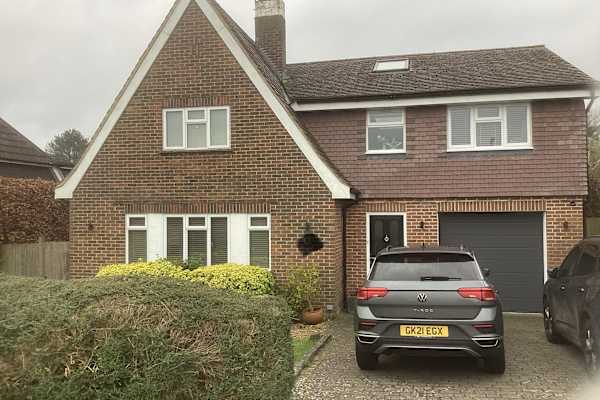 House sit in Haywards Heath, United Kingdom
