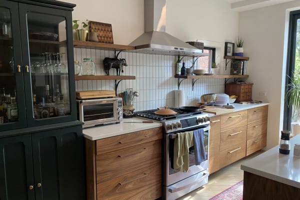 House sit in Seaton Village, ON, Canada